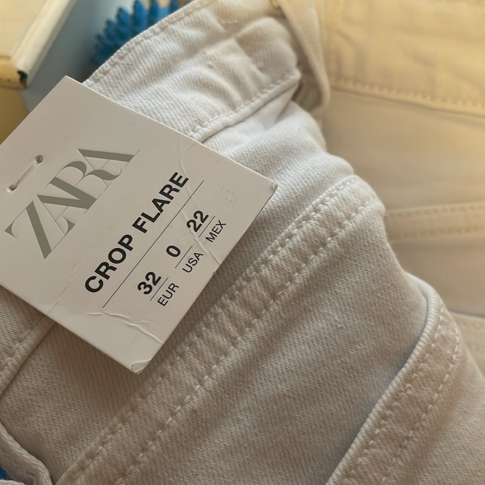 Zara mid rise trf cropped flare jeansNWT - Picture 4 of 4